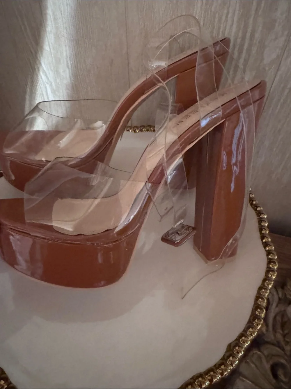 KAYLEEN By Los Angeles sleek brown